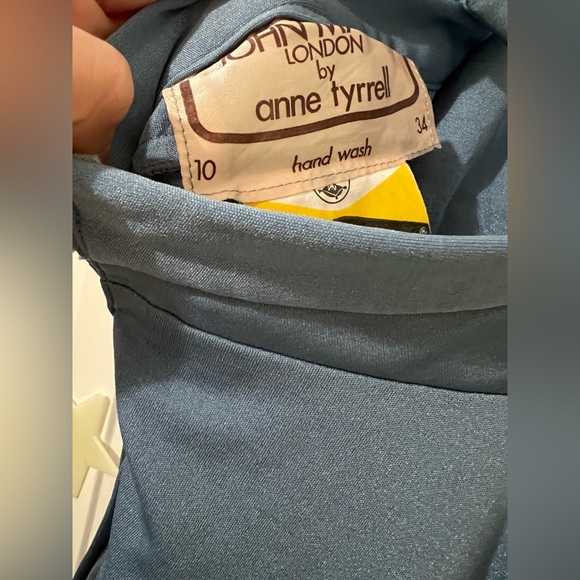 Blue halter maxi evening dress. - Picture 3 of 3